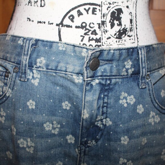 Free People Acid Wash Print Floral Low RIse Jeans Sz 31 - Picture 4 of 9